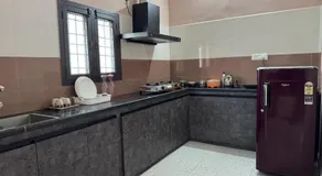 Kings Nest - Service Apartment - Image 3