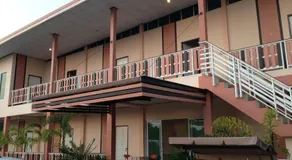 Siriburi Resort - Image 4