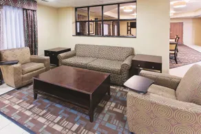 City Express by Marriott Grove City Columbus - Image 4