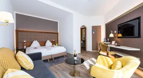 GORITSCHNIGGs Hotel - Image 2