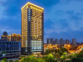 Crystal Orange Hotel Qingdao Golden Beach - Image 5