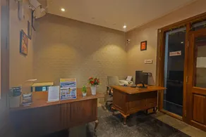 Le Holiday Inn - Image 5