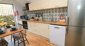 Burford Apple - Image 5