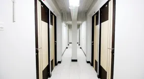 Helloroom Mahkota Bandara Soekarno Hatta - Image 4