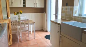 Daisy’s Cottage - Image 3