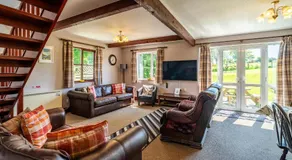 Trenewydd Farm Holiday Cottages - Image 2