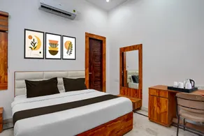 Super Hotel O Chhatrapati Shivaji Subharti Hospital Meerut Formerly Hotel Satyam - Image 2