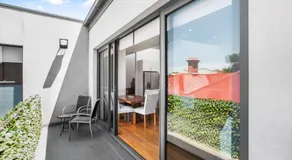 2-Bed Apartment with Parking & Balcony Near Trains - Image 4