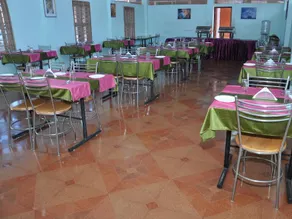 Park International Hotel - Image 4