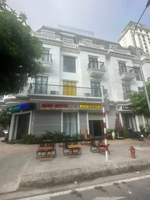 RUBY HOTEL - Image 3