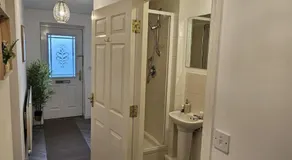 Stunning Contractor home, Company workers WLC, Netflix - Image 5