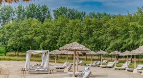 Maison avec jardin, terrasse et piscine chauffée - Image 3