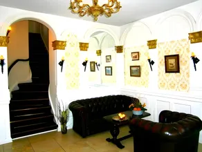 Hotel Hamlet - Image 3