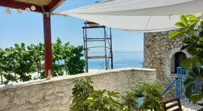 Amphora Guesthouse - Image 5