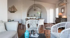Li Conchi 13 - Image 2