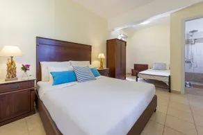 Laza Beach - Image 4