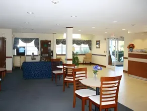 Rincon Inn and Suites - Image 5