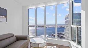 Panoramic Lakeview Resort Living 3BDR with Gym, Pool, Free parking - Image 3