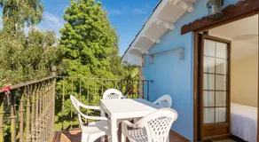 La Casa de Mamasita - Image 4