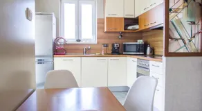 Grand Patriarh near Vitosha Blvd with Parking - Image 5