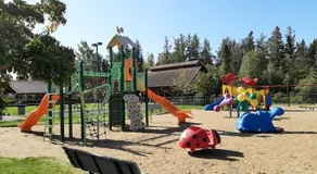 Chalet nature et famille avec Accès privé au lac à 2 minutes du Village Valcartier - Image 4