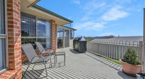 Stinson House - 9 Mins to Racetrack, Serene Escape - Image 3