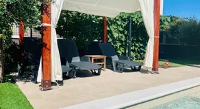 Boutique Apartment with Private Heated Pool - Image 4