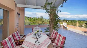 Roof Garden Villa - Image 4