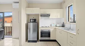 Comfy 2BR Base in Auburn - Easy Access Everywhere - Image 4