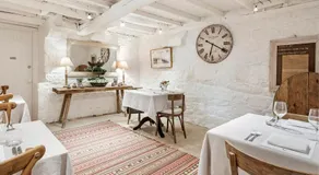 The Red Feather Inn - Image 3