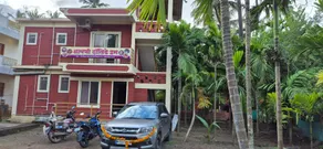 SHRAVANI HOLIDAY INN - Image 4