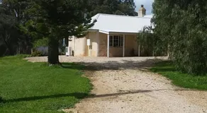 Peppermint Farm Cottage - Image 5