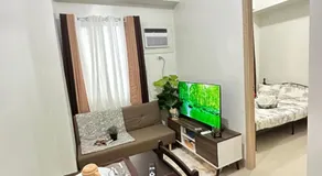 Leaf Residences Muntinlupa - The Mint Pearl Stay 2 bedroom - Image 2