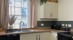 Bow Alley Lodge - Image 4