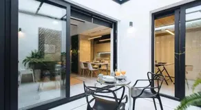 Lujoso loft con piscina y espacio office - Image 3