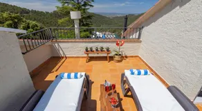 21 Sleeps Private Pool Villa & BBQ Near Barcelona - Image 3