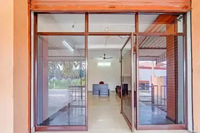 Super Hotel O Viswapuram - Image 4