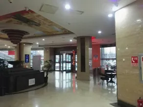 7 Days Inn Lvliang Bus Terminal - Image 2