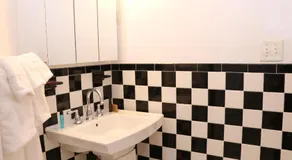 Beautiful 2Bedroom in the South End Boston - Ground Level Unit - Image 5