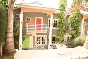Apo Apartments - Image 3