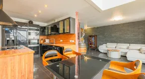 Duplex moderne, salle de sport et parking inclus pour 6 personnes - Image 2