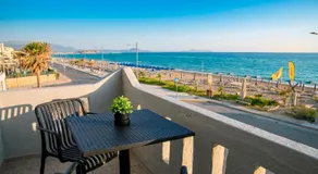 Star Apartments - Image 3