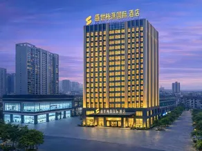 Arcadia International Hotel - Image 4