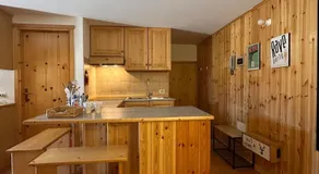 Wood Peak Apartment - Image 3
