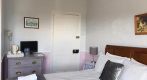 The Old Alma Inn Ltd - Image 3