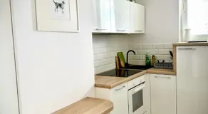 Nowogrodzka 78 - Apartament dla 4 osób - 200m od Szpitala Klinicznego na Lindleya - 1km do Dworca Centralnego - Wifi - Smart TV 45 cali - Image 4