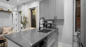 Modern Nolita Hideaway - Image 3