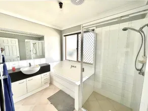 Brisbane Quiet Homestay - Image 4