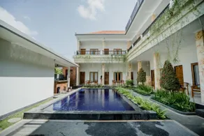 Kayuma House Canggu - Image 3