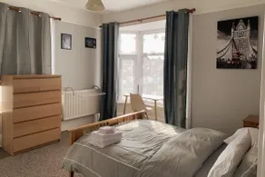Cosy 2 bed flat in Baffins! - Image 5